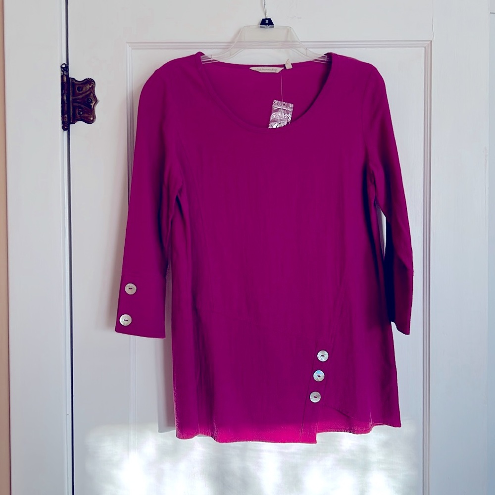 NWOT.  Soft Surroundings fuchsia gauze tunic XS